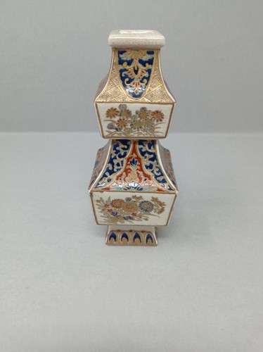 Satsuma gosu miniature vase - gosu,