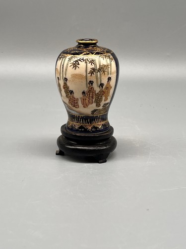 Piccolo vaso giapponese